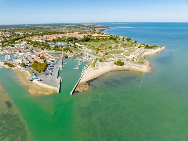 Île d’Oléron ligt vlak voor de Franse Atlantische kust.