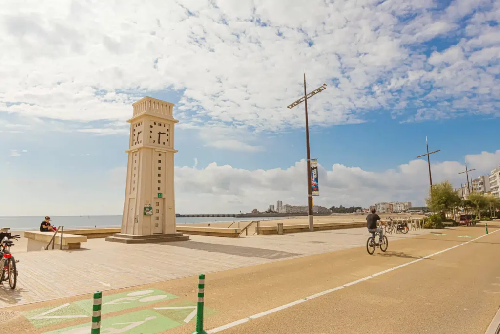 Destination cote atlantique les sables d olonne bd 52 1.jpg