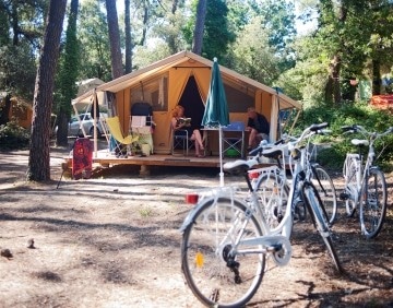 Gout du camping©camping indigo les chenes verts r.etienne 7 360x282 c
