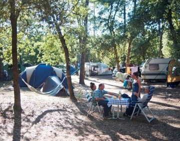Repos©camping indigo les chenes verts r.etienne 5 360x282 c